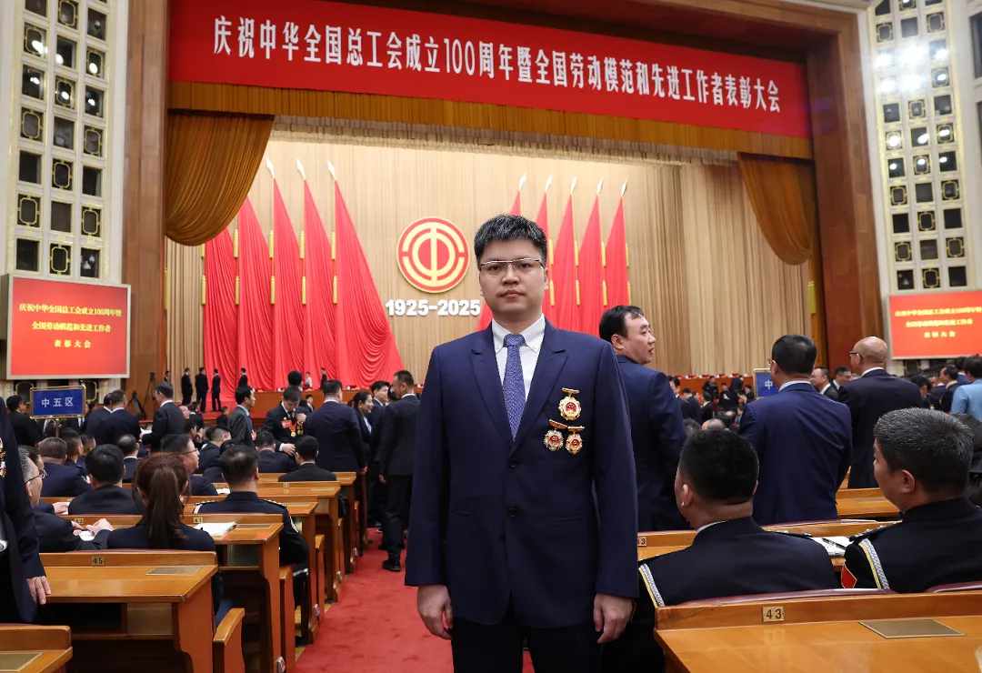 國字號殊榮再+1！集團(tuán)總裁崔巍榮膺“全國優(yōu)秀企業(yè)家”稱號！