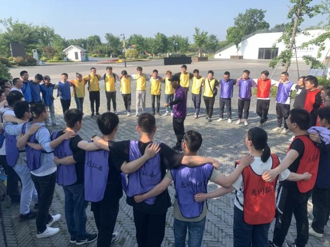 “激情挑戰(zhàn)，同心同行，熔煉團(tuán)隊(duì)，共創(chuàng)未來” 亨通智能第三屆拓展訓(xùn)練圓滿成功(圖6)